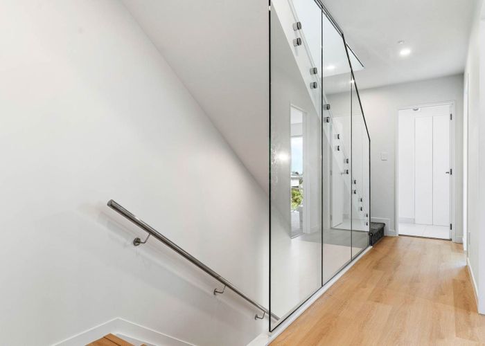  at 4/113 Boundary Road, Blockhouse Bay, Auckland City, Auckland