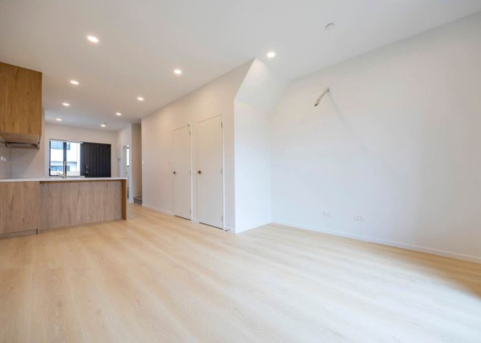  at 3/12 Camp Road, Mount Wellington, Auckland City, Auckland