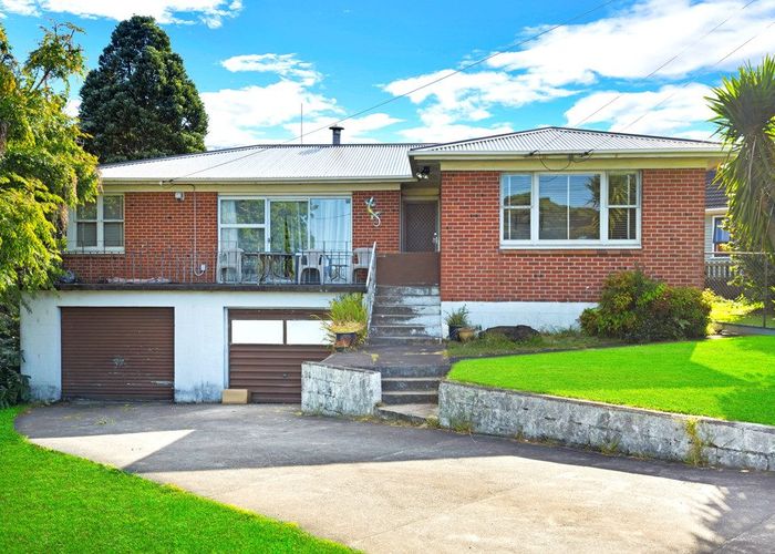  at 115 Gray Avenue, Mangere East, Auckland