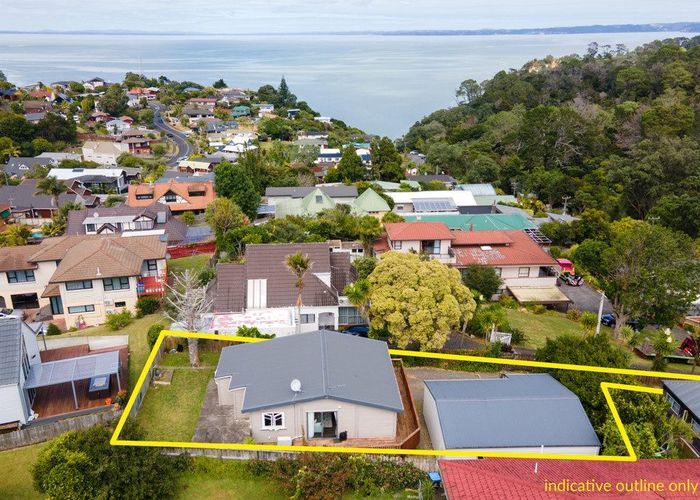  at 10A Lewis Street, Blockhouse Bay, Auckland City, Auckland