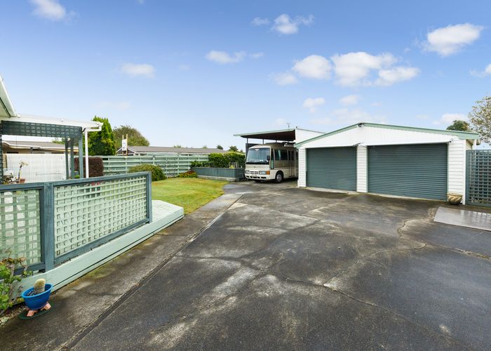  at 36 John F Kennedy Drive, Milson, Palmerston North