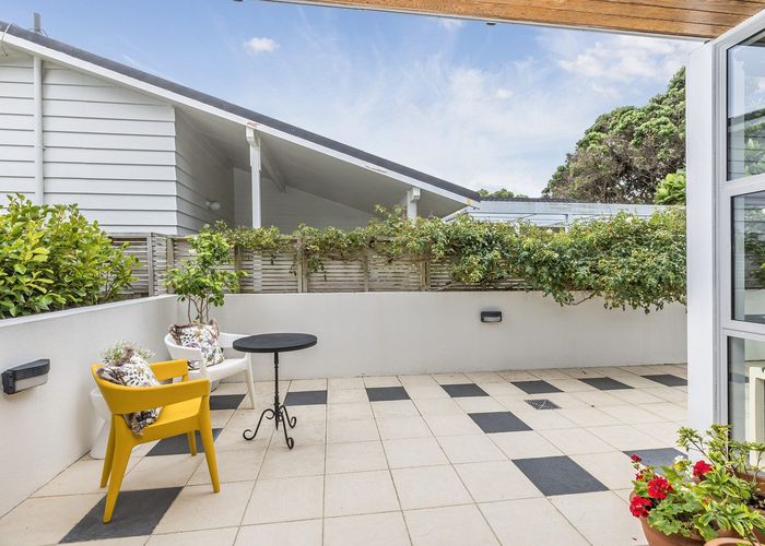  at 32 Mantell Street, Seatoun, Wellington, Wellington