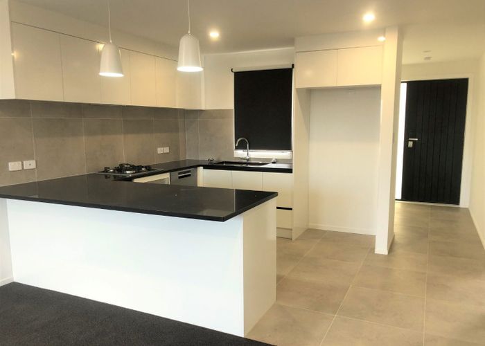  at 2/72 Te Tiireke Drive, Glenview, Hamilton, Waikato