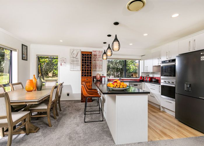  at 24 William Gamble Drive, Greenhithe, Auckland