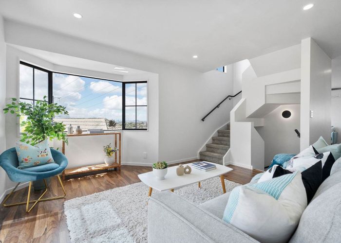  at 1 Highgrove Lane, Totara Vale, North Shore City, Auckland