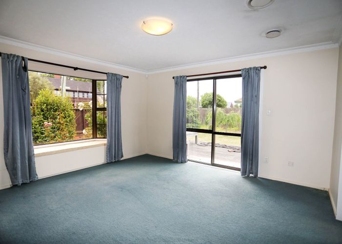 at 264 Yaldhurst Road, Avonhead, Christchurch