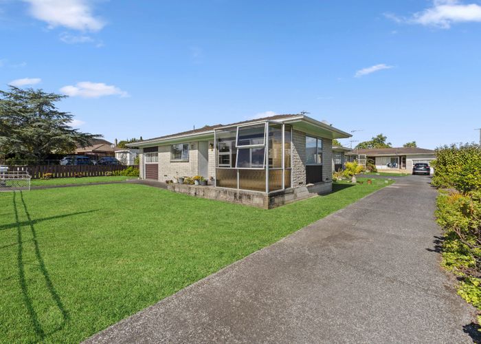  at 1/104 Coronation Road, Papatoetoe, Auckland