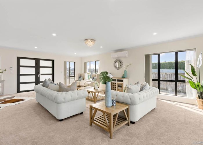  at 9 Pukeora Road, Otahuhu, Auckland