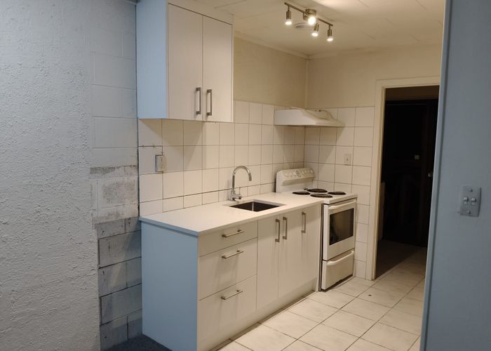  at 2/22 Longford Street, Mount Wellington, Auckland City, Auckland