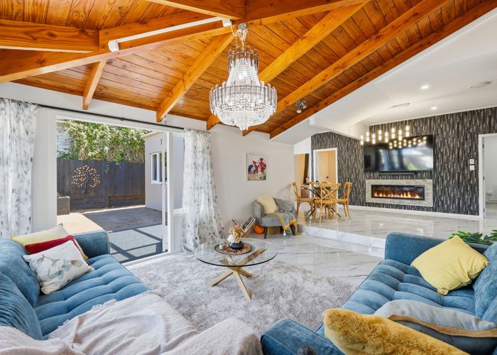  at 2/135 Bucklands Beach Road, Bucklands Beach, Manukau City, Auckland