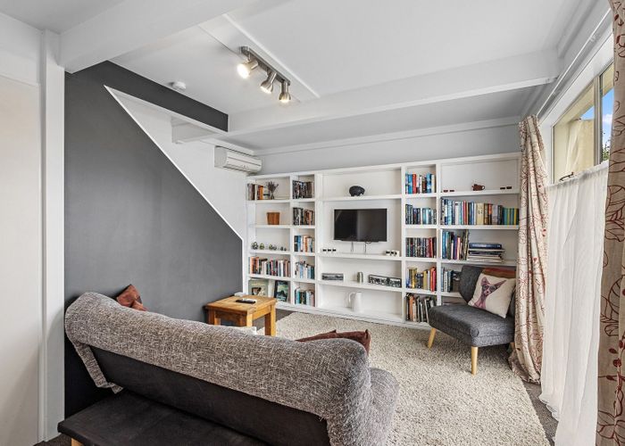  at 2/345 Armagh Street, Linwood, Christchurch City, Canterbury
