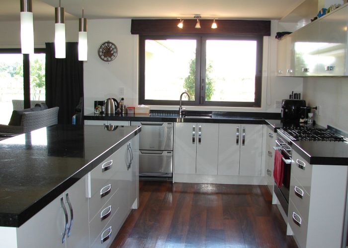  at 338 Limehills Browns Road, Otapiri, Winton