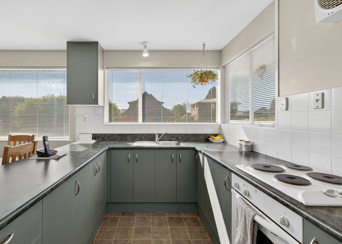  at 7 Talltree Avenue, Avonhead, Christchurch City, Canterbury