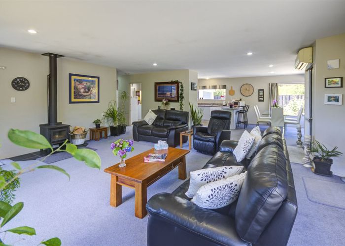  at 5 Allin Drive, Waikuku Beach, Waikuku Beach
