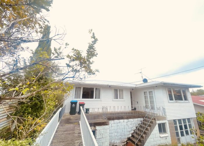  at 28 Maui Pomare Street, Blockhouse Bay, Auckland City, Auckland