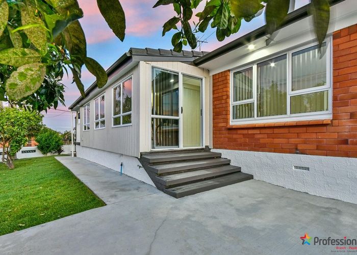  at 27 Thompson Terrace, Manurewa, Manukau City, Auckland
