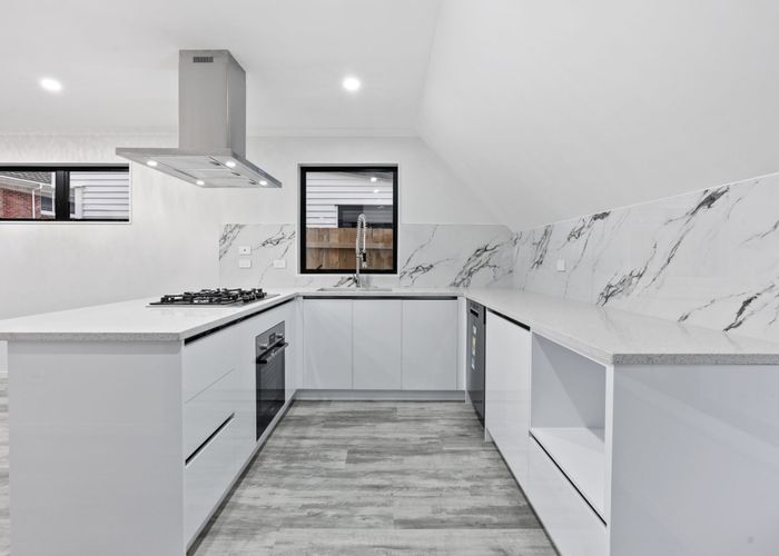  at 25C Meadow Street, Mount Wellington, Auckland