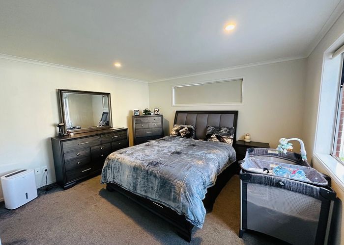  at 9 Banks Boulevard, Whitby, Porirua, Wellington