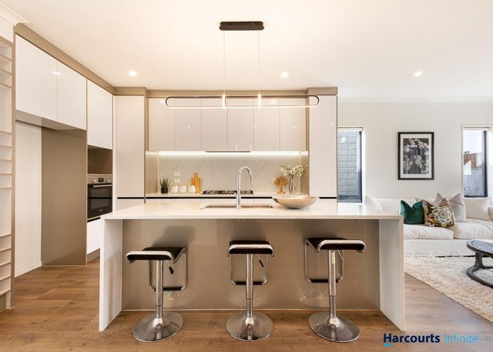  at 19 La Bella Road, Hobsonville, Waitakere City, Auckland