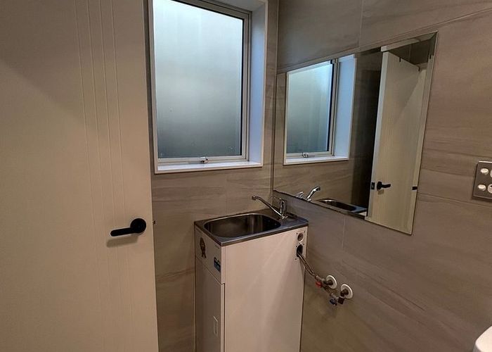  at 32 Lime Hill Rise, Flat Bush, Manukau City, Auckland