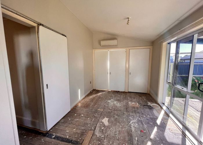  at 275 Breezes Road, Aranui, Christchurch