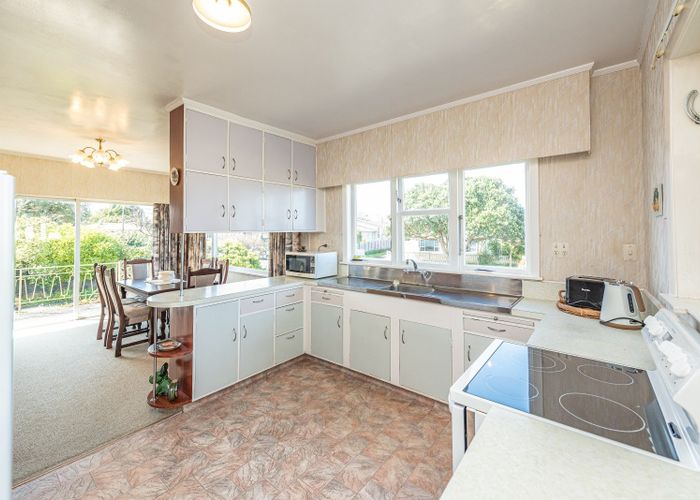 at 6 Tirimoana Place, Otamatea, Whanganui
