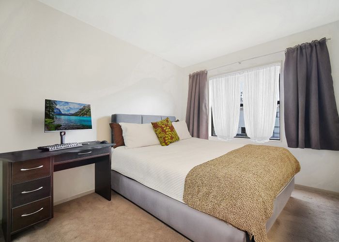  at 20/124 Stancombe Road, Flat Bush, Manukau City, Auckland