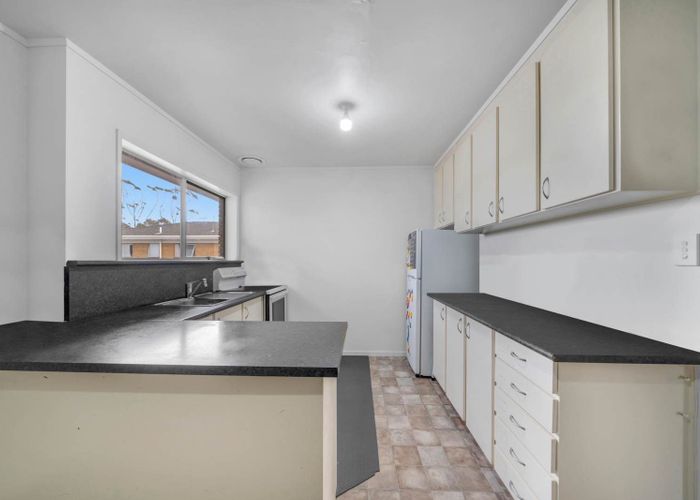  at 5/15A Oates Road, Glen Eden, Waitakere City, Auckland
