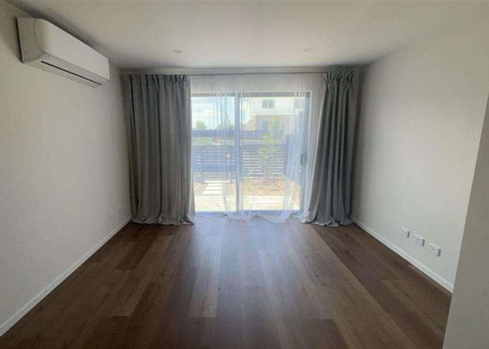  at 48 Selo Street, Glen Eden, Auckland