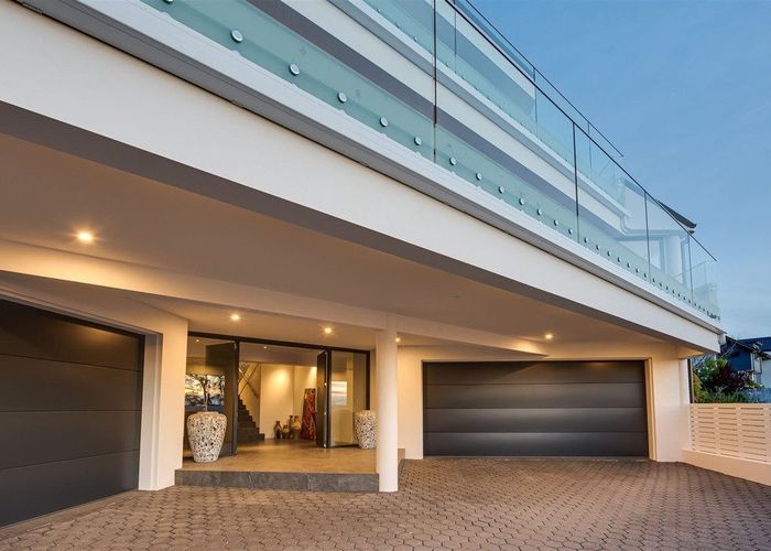  at 15 Woodlau Rise, Huntsbury, Christchurch