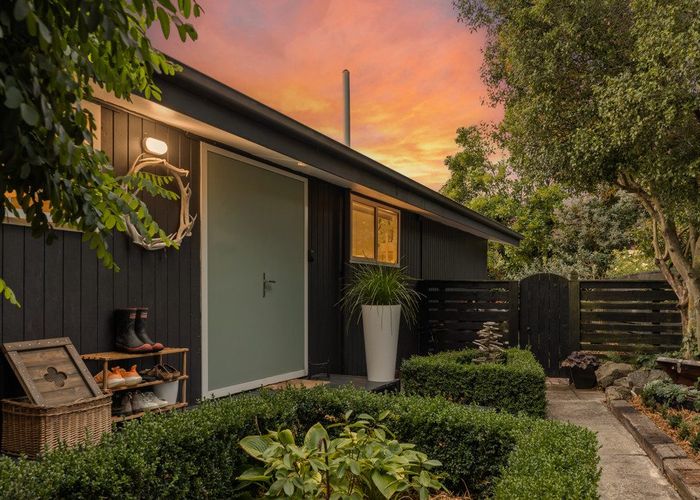  at 10 Bankview Place, Amberley, Amberley