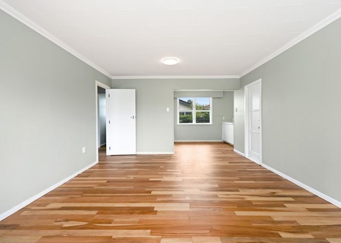  at 19B Kensington Place, Fairfield, Hamilton