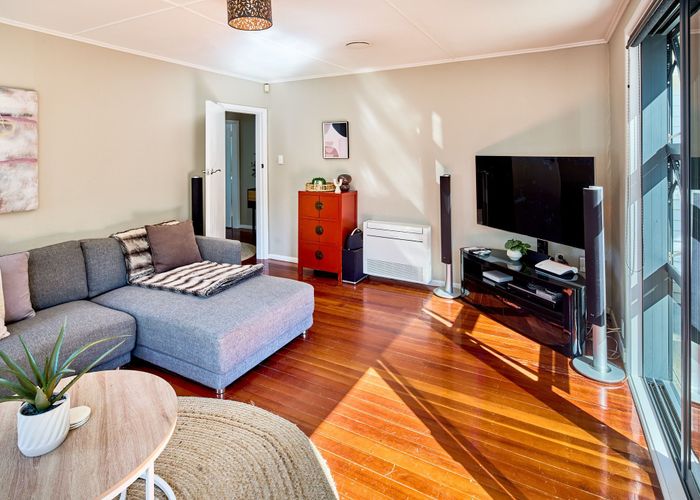  at 316 Main Road, Tawa, Wellington, Wellington