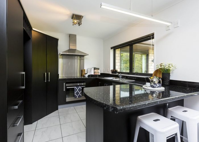  at 58 King Charles Drive, Kingsley Heights, Upper Hutt