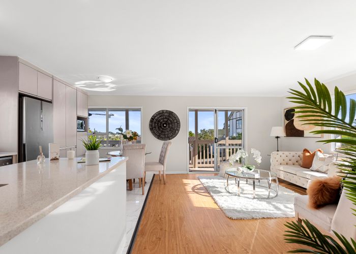  at 206A White Swan Road, Mount Roskill, Auckland