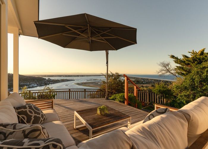  at 41 Kinsey Terrace, Sumner, Christchurch City, Canterbury