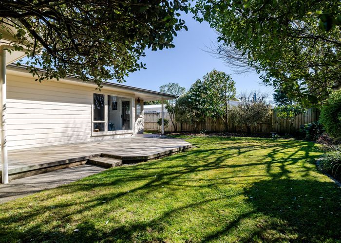  at 2 Linmor Place, Hokowhitu, Palmerston North, Manawatu / Whanganui