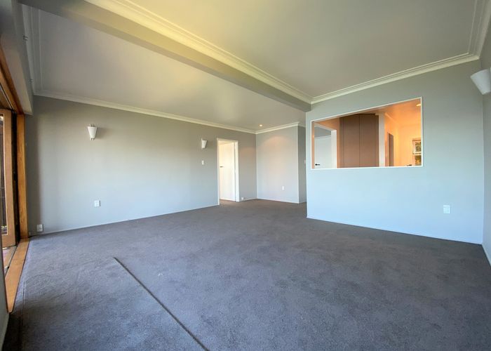  at 1/198 Hurstmere Road, Takapuna, Auckland