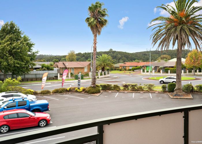  at 13/372 Rosedale Road, Rosedale, Auckland