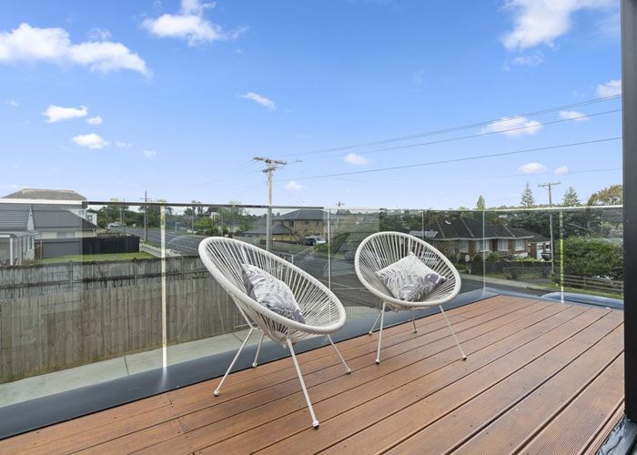  at 1/18 Hutchinsons Road, Bucklands Beach, Manukau City, Auckland