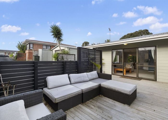  at 2/28 Rodney Street, Howick, Manukau City, Auckland