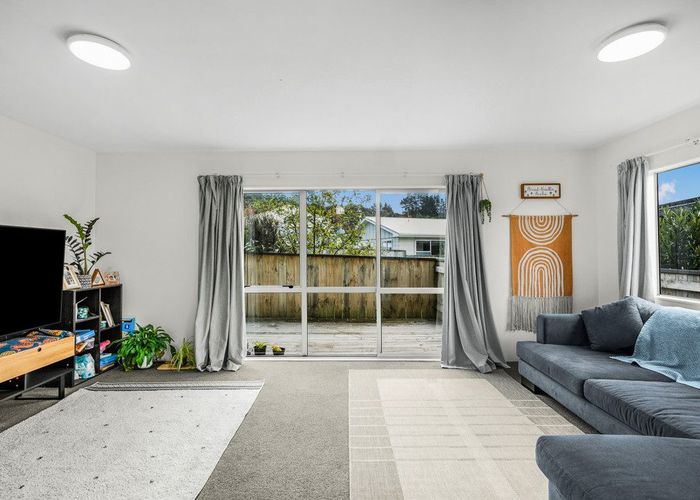  at 8 Hastings Grove, Wainuiomata, Lower Hutt, Wellington