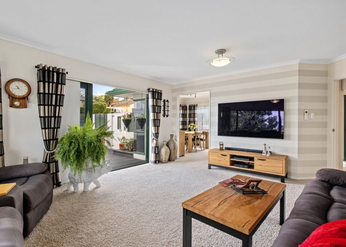  at 3 Solander Drive, Welcome Bay, Tauranga