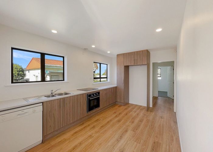  at 21 Hyde Street, Manurewa East, Manukau City, Auckland