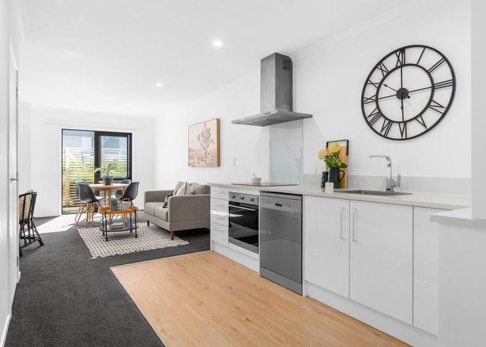  at 7/1 Vialou Street, Hamilton Central, Hamilton