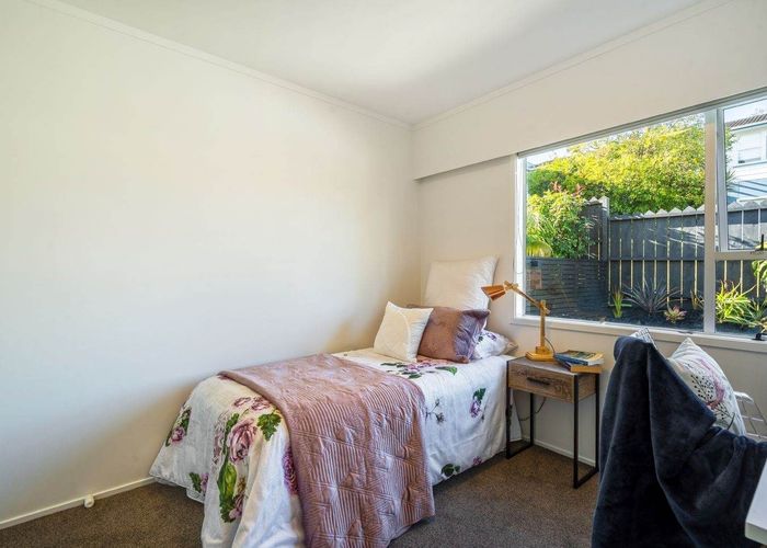  at 1/34C Sunnynook Road, Sunnynook, North Shore City, Auckland