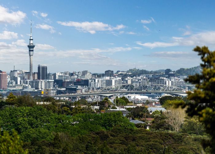  at 3/71 Pupuke Road, Northcote, North Shore City, Auckland