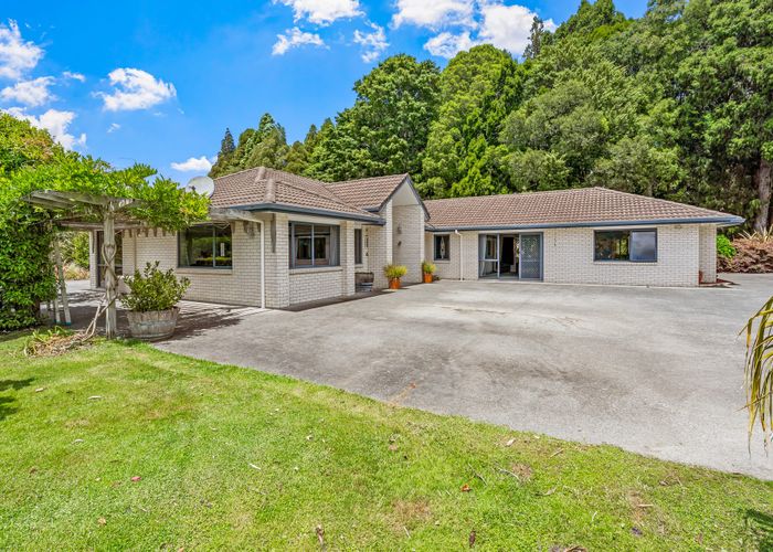 For sale 42 Davie Martin Road, Kaipara Flats, Rodney, Auckland