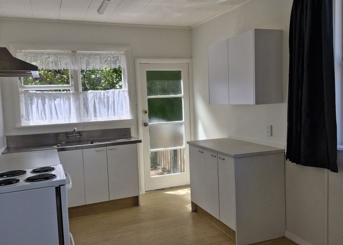  at 40 Parenga Street, Wainuiomata, Lower Hutt, Wellington