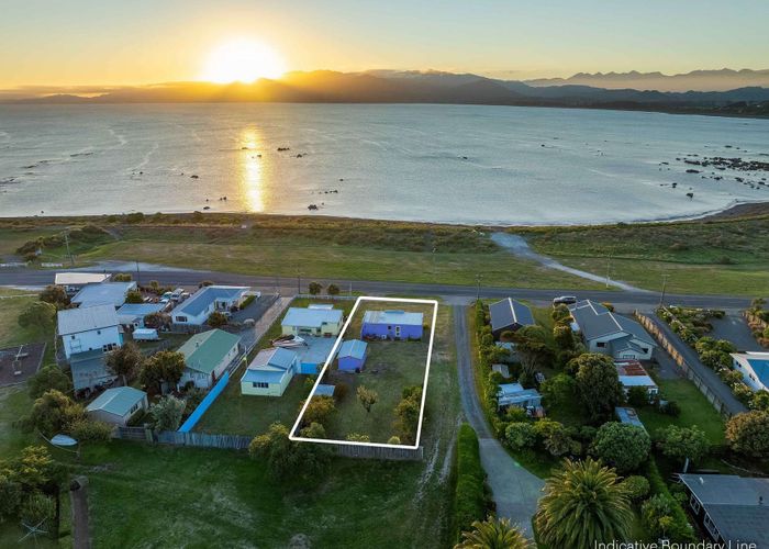  at 97 South Bay Parade, South Bay, Kaikoura